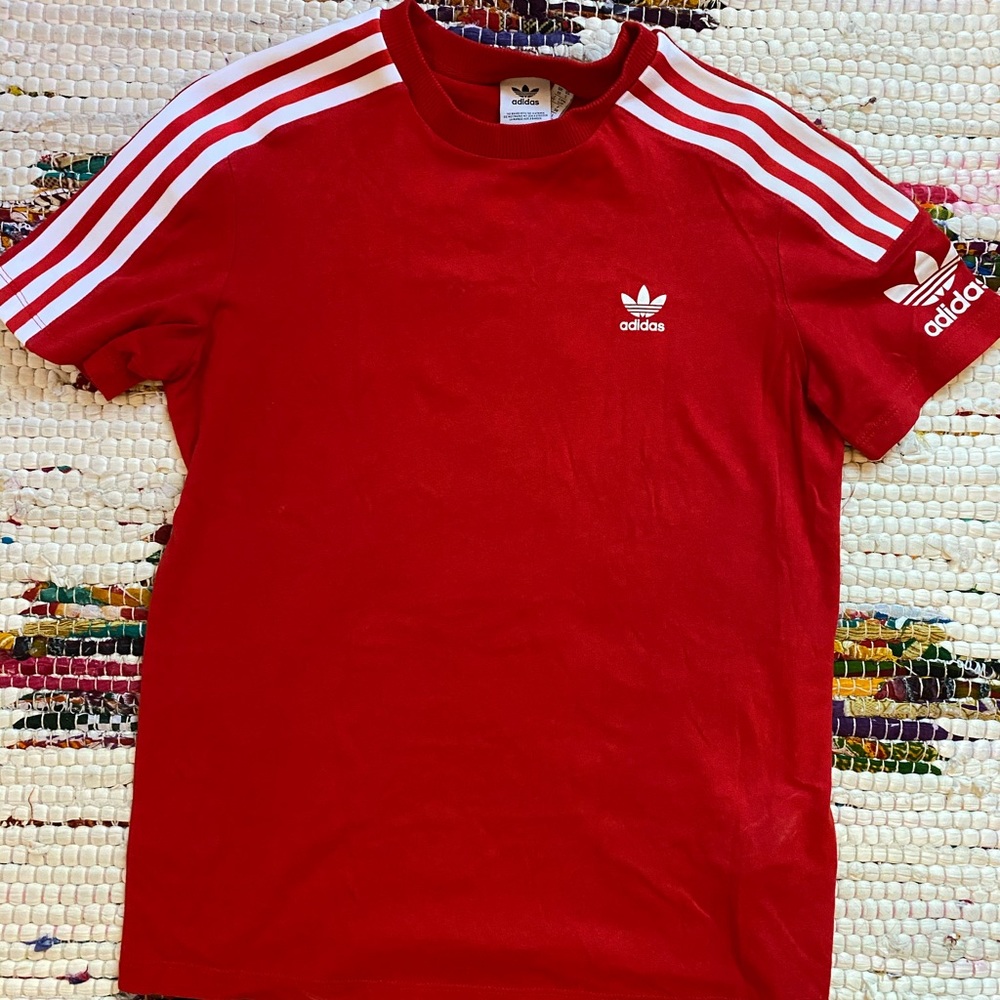 Adidas women t shirt